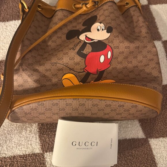 Gucci Mickey Mouse Bucket Bag with Authentic Bag for Storing - NWT - Picture 6 of 10